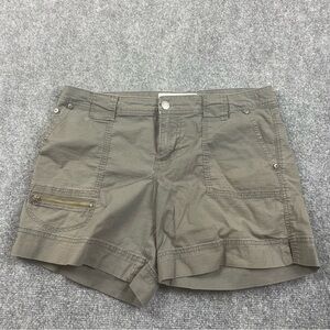 WOOLRICH Women’s Green cargo Shorts size: 6